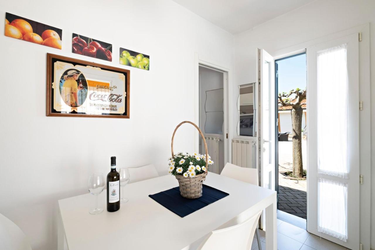 Casa Primavera Apartment Viareggio Bagian luar foto